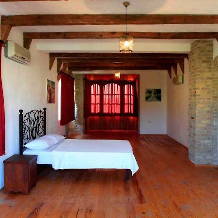 Side Cottagehause Экстерьер фото