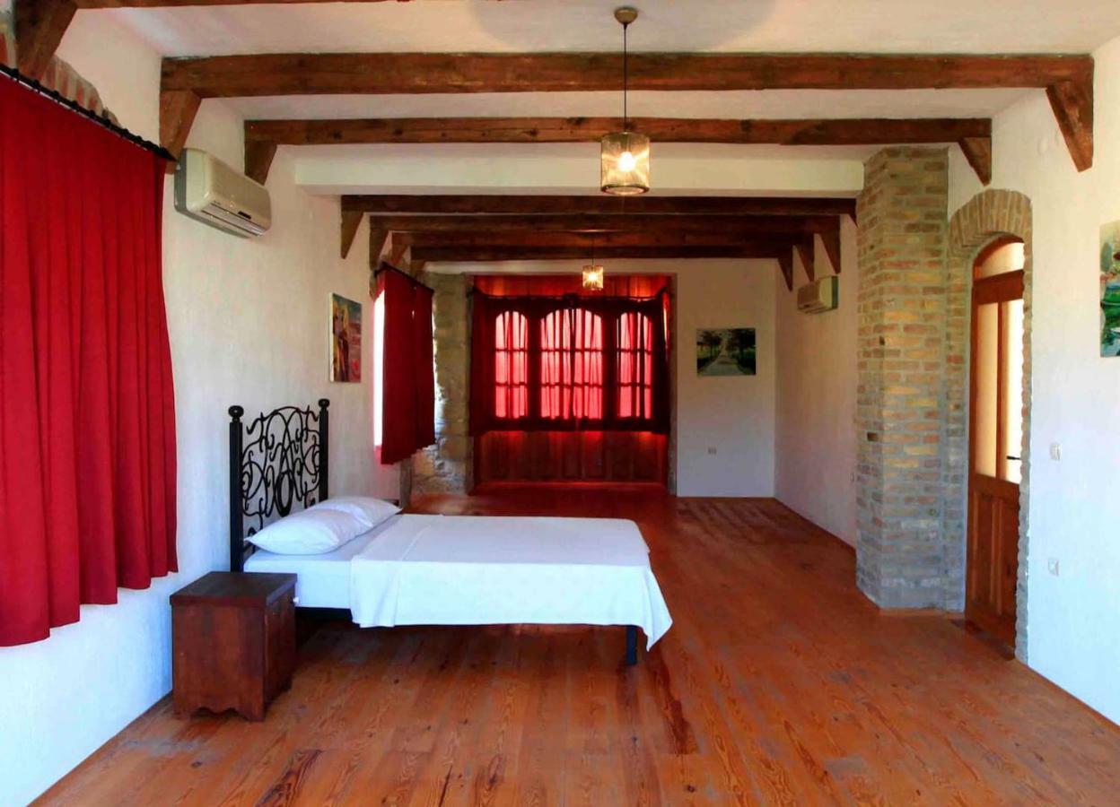 Side Cottagehause Экстерьер фото